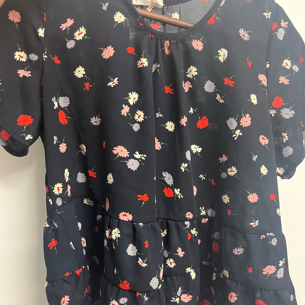 Sienna Sky pretty floral blouse. Size US medium.